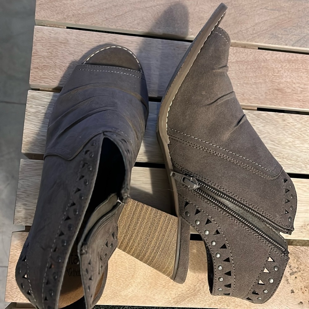 Booties, toeless, 2”heels, with side zippers and cutouts , brownish-beige